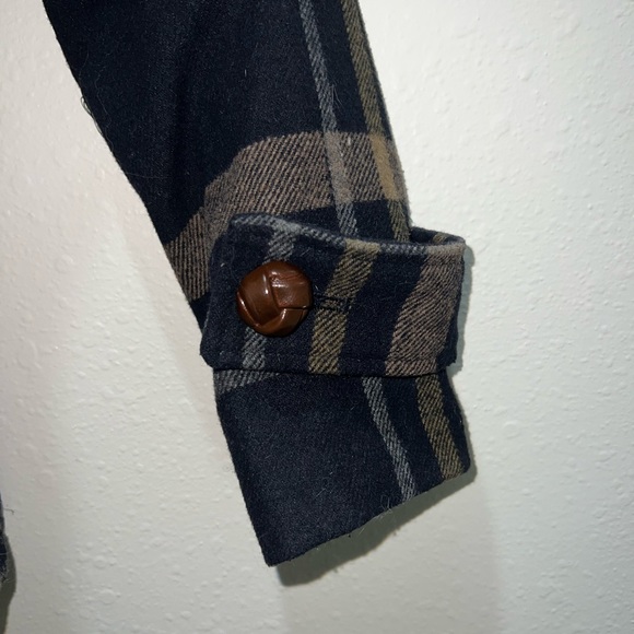 CoffeeShop Plaid jacket size small - Picture 5 of 5